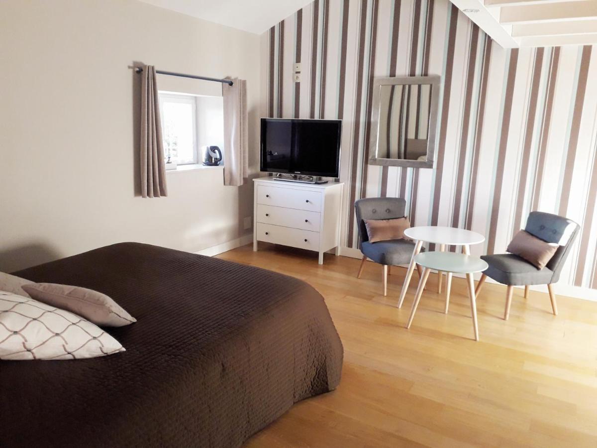 Bed and Breakfast La Tourelle De Chevignat Courmangoux Экстерьер фото
